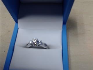 Lady's Diamond Cluster Ring 37 Diamonds 1.24 Carat T.W. 14K White Gold 4.5g